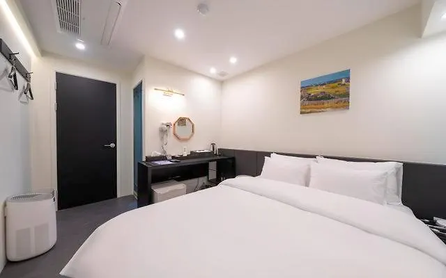 Hotel Azure Incheon 3*,