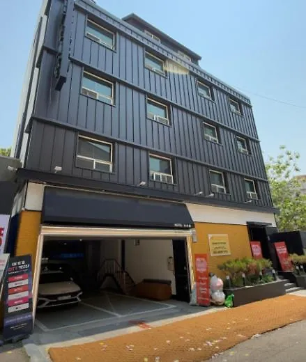 Hotel Azure Incheon 3*,